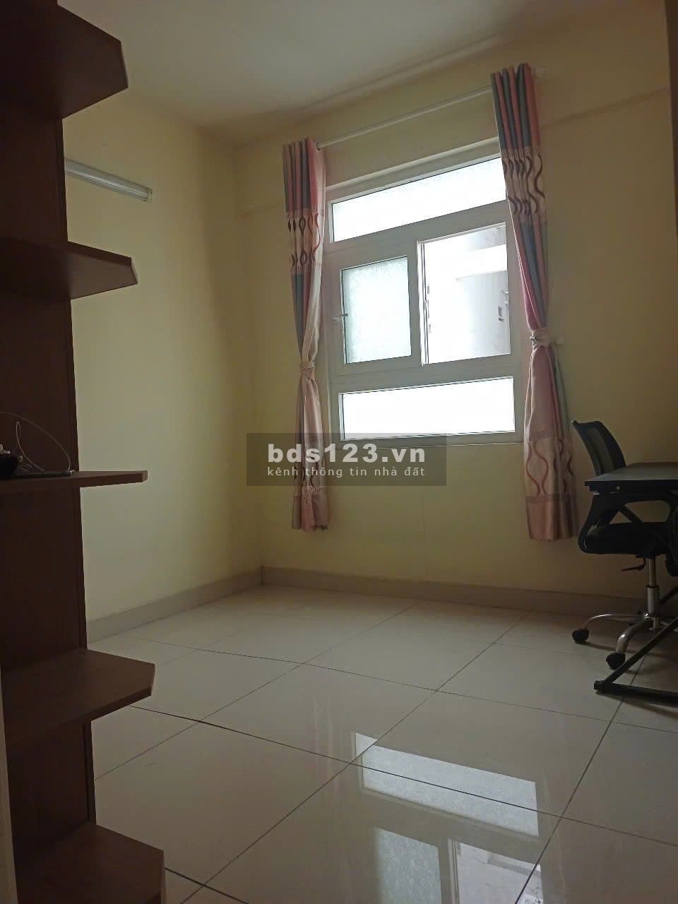 Chung cư Central, P3,Tân Bình: 70m2, 2p ngủ, 2wc chỉ 12tr/th
