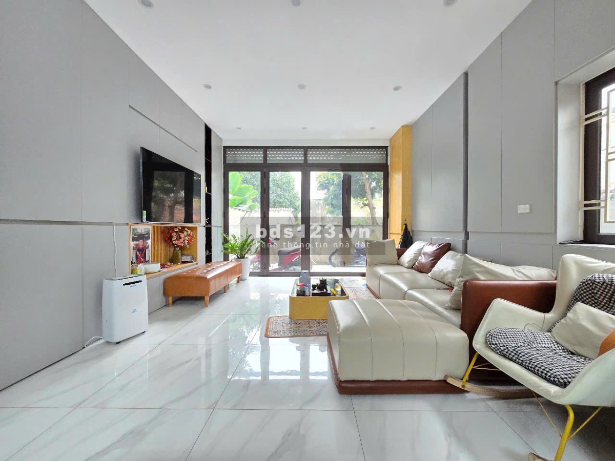 Bán nhà riêng chính chủ 42m2, tại Phúc Lợi Long Biên, nội thất đẹp, ở ngay, giá nhỉnh 6 tỷ