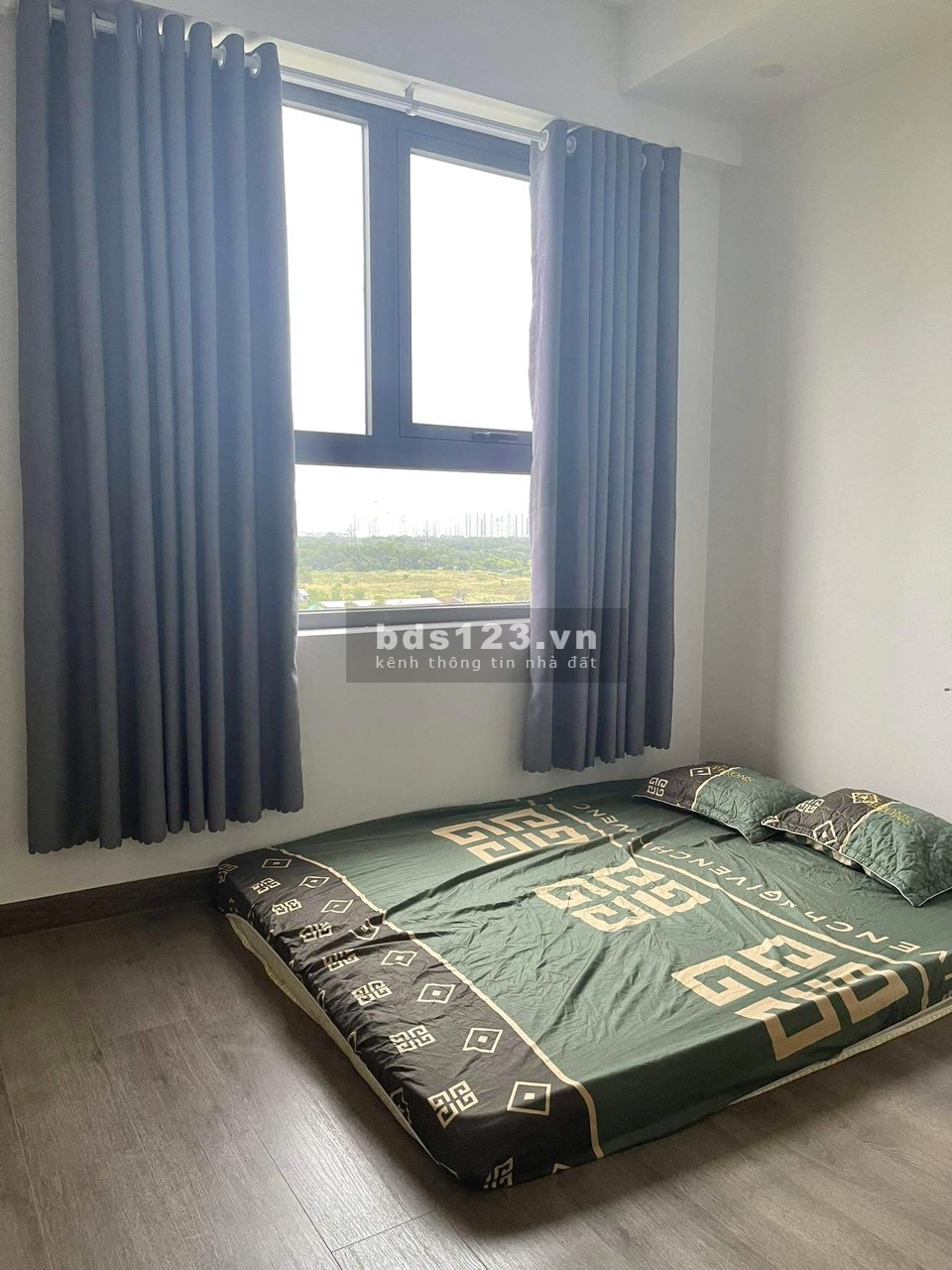 Căn góc cổng vào chung cư Boulevard Q7 - Full nội thất - 2PN - Giá 2.85 tỷ.