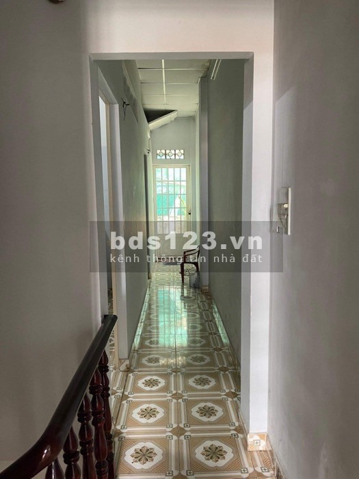 Bình Tân - Nhà đpẹ 1 trệt 1 lầu - Hẻm xe hơi đậu trước cửa - 64M2 - Chỉ hơn 4 tỷ