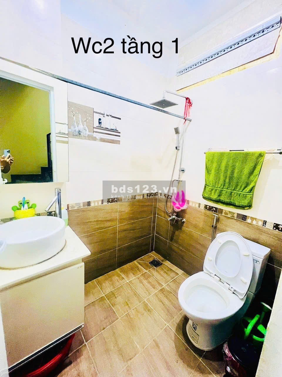 Nhà đẹp - Giá tốt - Hẻm ô tô thông - Tặng luôn nội thất - Lũy Bán Bích, Tân Phú giao Hòa Bình
