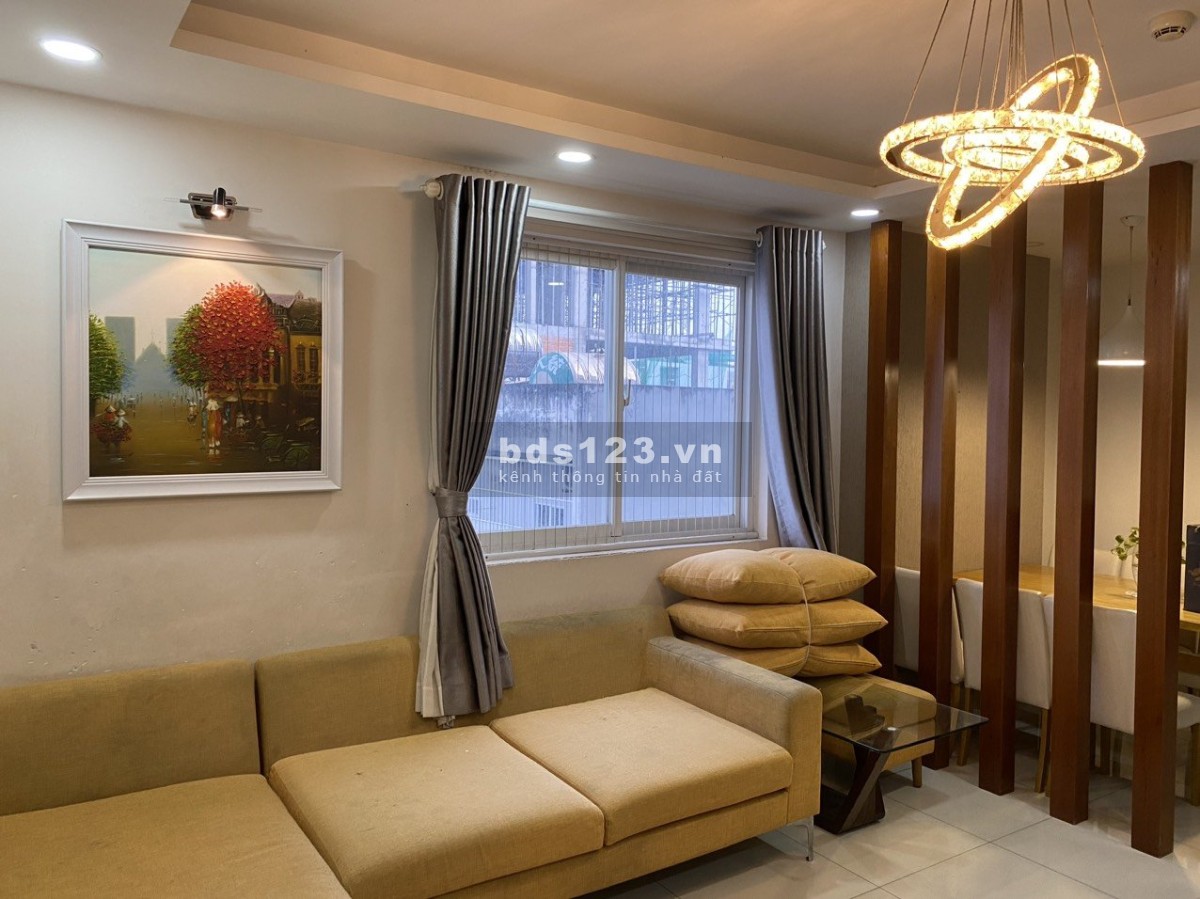 Chung cư 590, CMT8, P11, Quận 3:81m2, 2p ngủ, 2wc, NTCB, 14tr/th