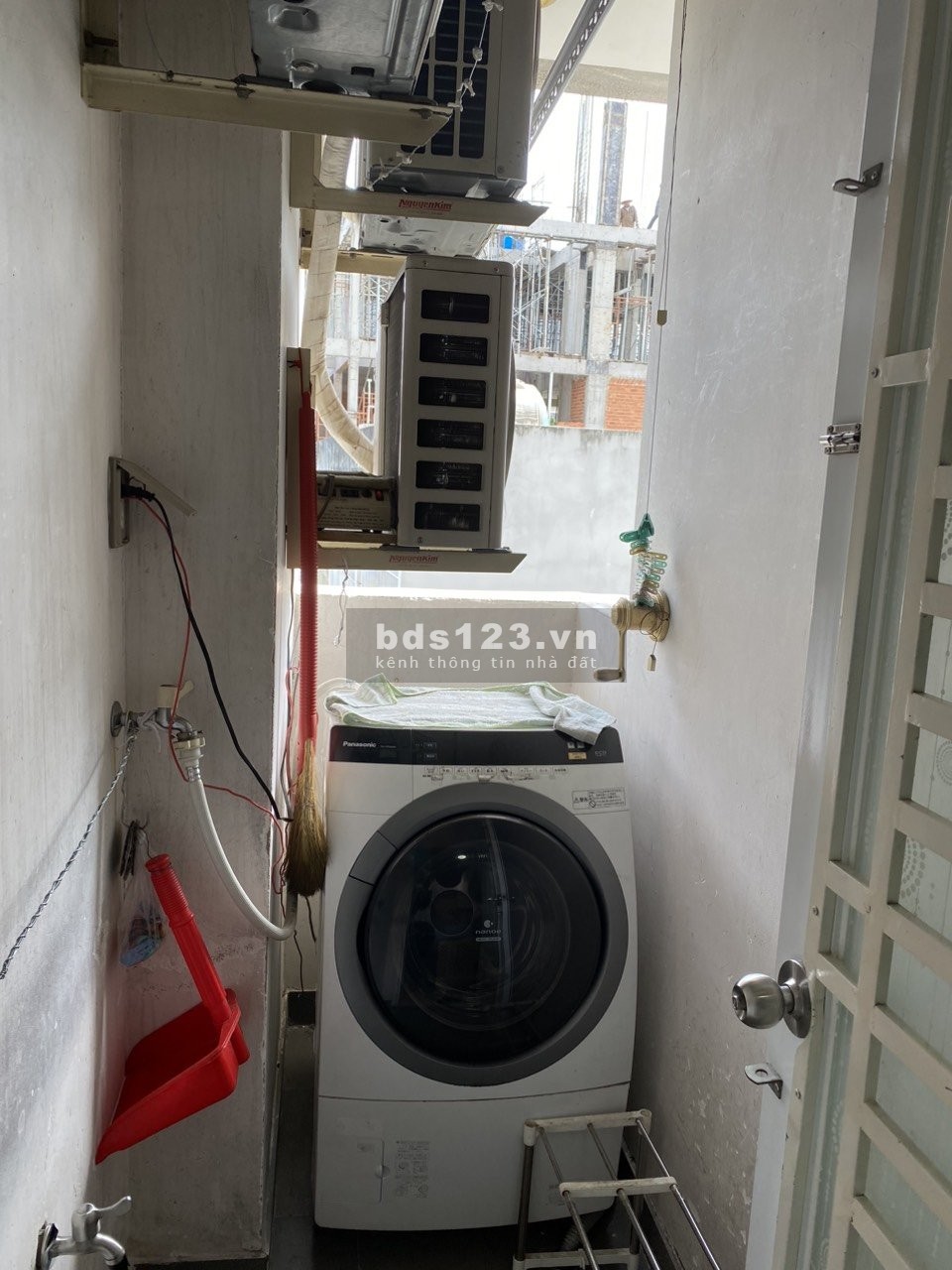 Chung cư 590, CMT8, P11, Quận 3:81m2, 2p ngủ, 2wc, NTCB, 14tr/th