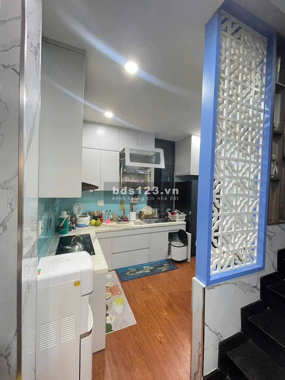 Nhà mặt tiền đường Hồng Bàng Q6