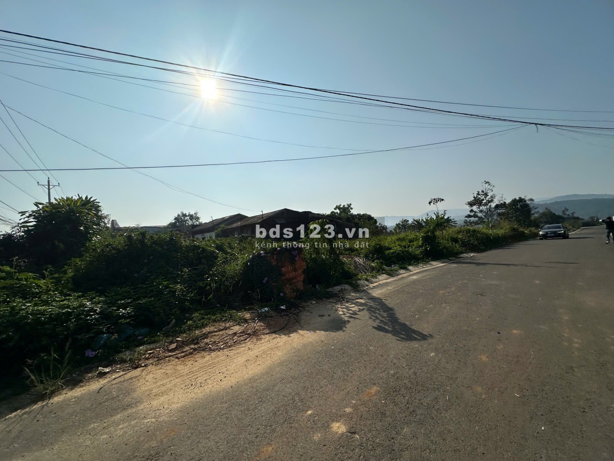 Lô đất Thị Trấn 2mt QL20 13x35m 300m2 thổ cư chỉ 3,9 tỷ