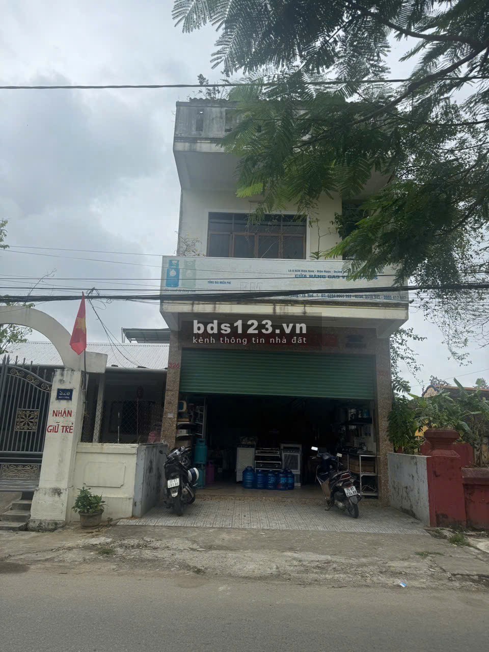 Bán Nhà 3 Tầng Mặt Tiền Bạch Đằng, diện tích 54m2
