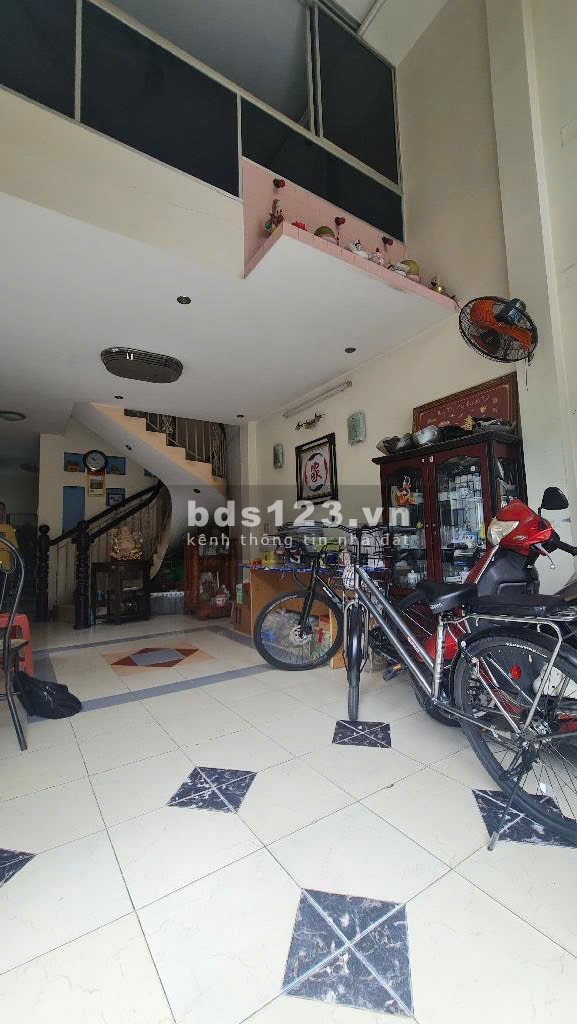 Cần bán nhà quận 11, 68m2, 5 tầng, hẻm xe tải 7m, lô góc không lộ giới