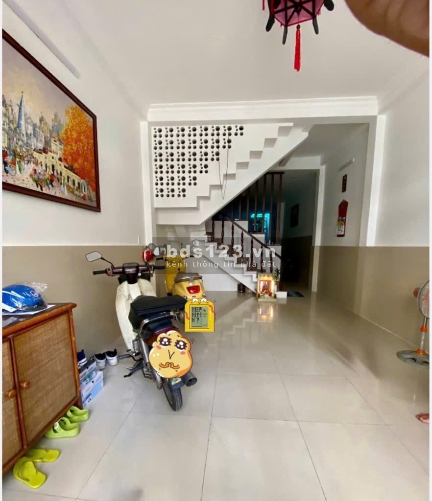 Cần bán nhà Ông ích khiêm 81m2, 3 tầng – sân thượng, hẻm xe tải hơn 7m
