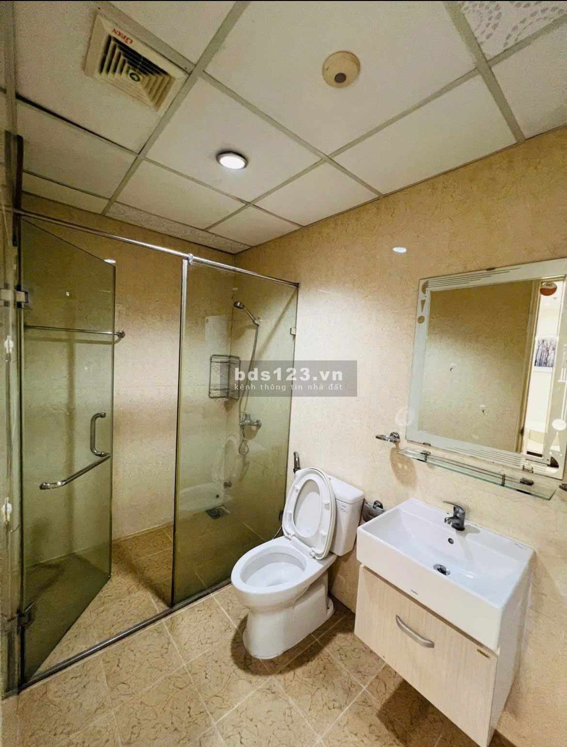 Chung cư Melody, Âu Cơ, Tân Sơn Nhỉ, TP: 11tr/th, 2p ngủ, 2wc 77m2.