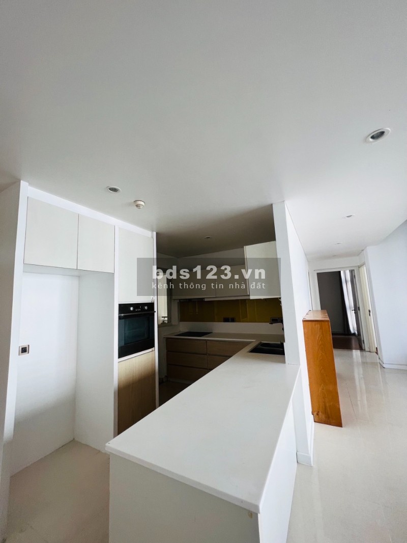 Chuyển nhương căn hộ The Estella 3 phòng ngủ rẻ, 146M2