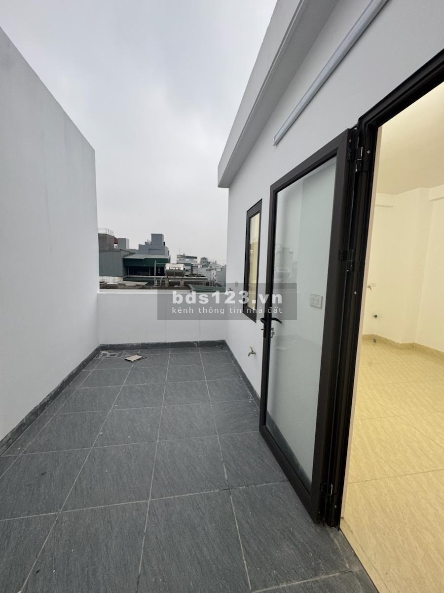 Chủ nhờ bán hộ căn nhà vị trí siêu đẹp tại Đàm Quang Trung - Long Biên