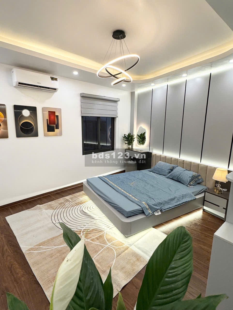 Chính chủ bán nhà 5T mới xây, nội thất cao cấp tại ngõ 279 Đội Cấn