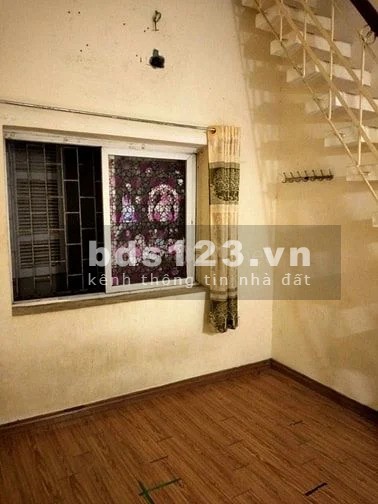 Cho thuê nhà riêng giá rẻ Quận trung tâm phố Lê Duẩn Khâm Thiên Hà Nội