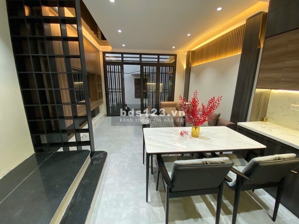 Bán nhà 5 tầng mới - Cầu Am, trung tâm Hà Đông - Tiện ích đầy đủ