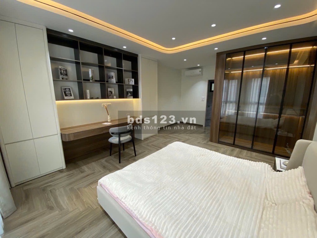 Bán nhà 5 tầng mới - Cầu Am, trung tâm Hà Đông - Tiện ích đầy đủ