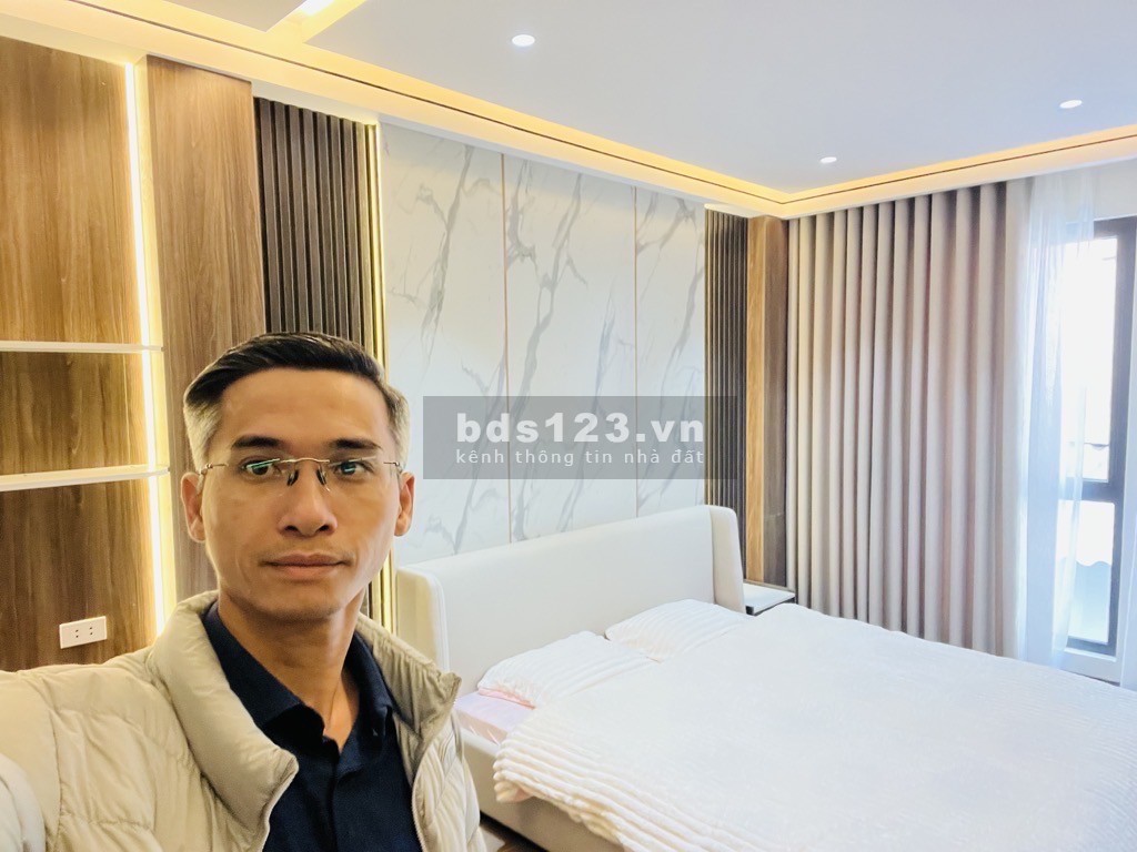 Bán nhà 5 tầng mới - Cầu Am, trung tâm Hà Đông - Tiện ích đầy đủ