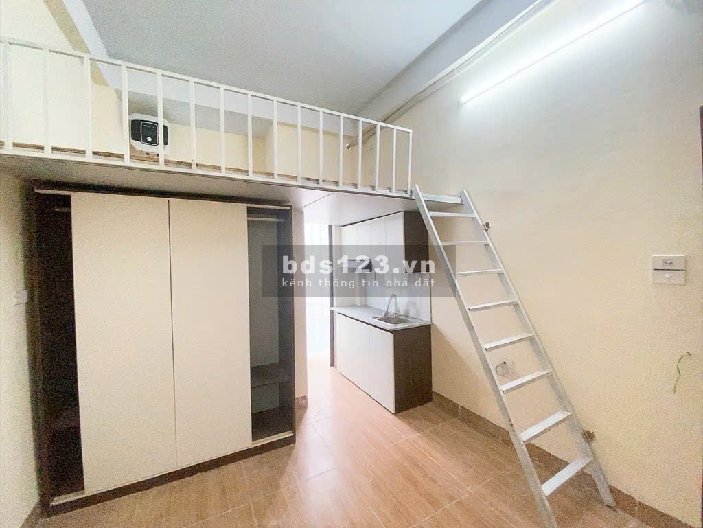 Bán nhà riêng 7 chỗ đỗ cửa - Mặt tiền khủng tại Phường Lĩnh Nam, diện tích 65m2 giá 3.45 Tỷ