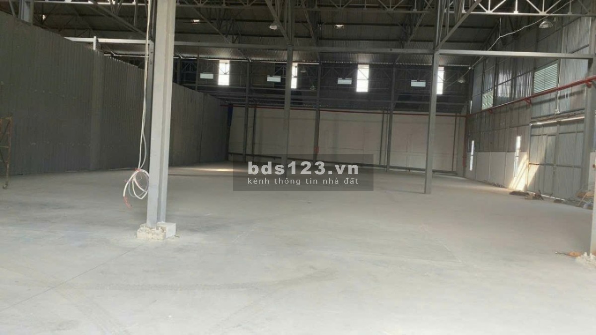 Cho thuê kho xưởng 1.600m2 gần QL 1K, Linh Xuân, Quận Thủ Đức