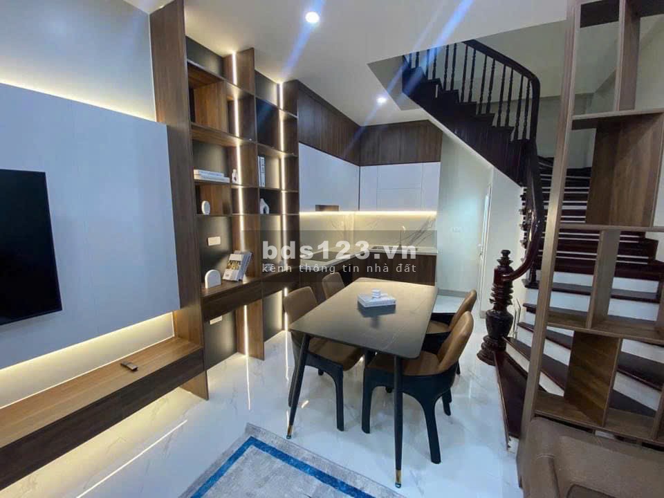 (Hiếm) Trung tâm Văn Quán - Trần Phú - Vài bước ra tàu điện - Nội thất xịn sò.