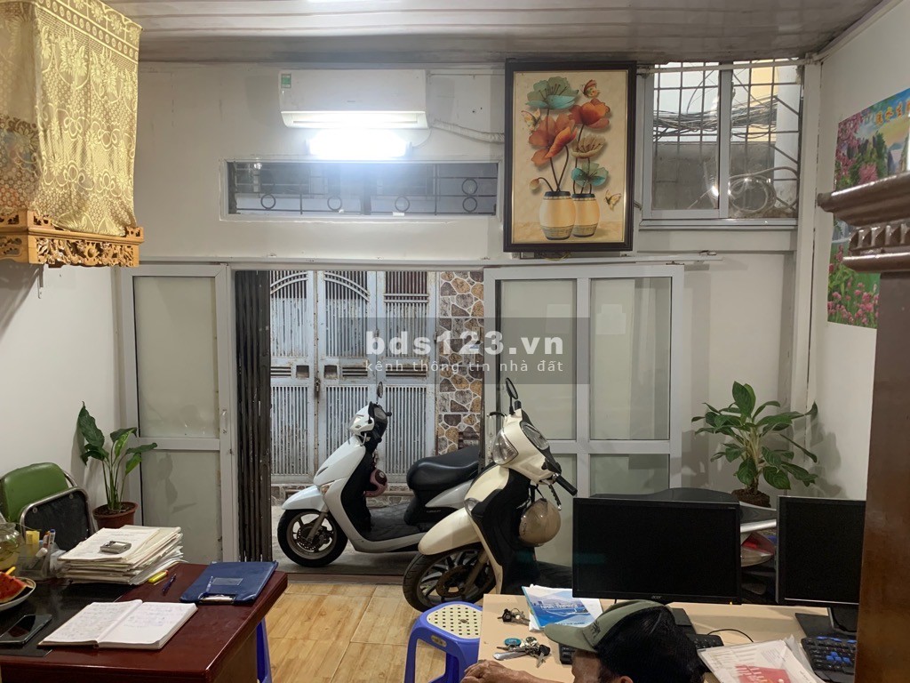 Bán nhà C4 ngõ Gốc Đề - Hoàng Mai – DT 37m – 3,45 tỷ