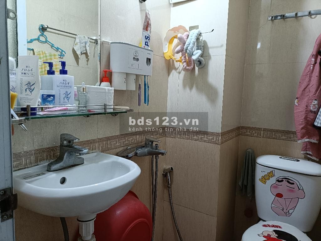Bán nhà 3,7 tỷ, ngõ ô tô Định Công, 4 tầng 32m2
