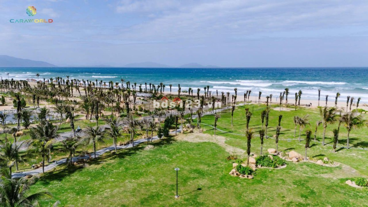 Cần bán 01 căn nhà phố 6D-01.41 căn xẻ khe view trực diện công viên khu Parasol Sunpark