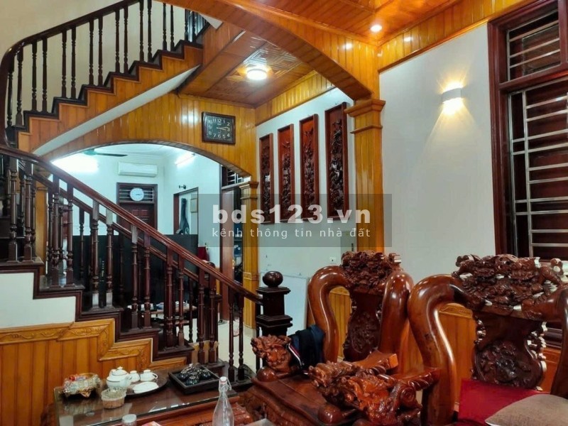 Bán đất tặng nhà Kim Giang, Thanh Trì, ngõ ô tô thông, xây CCMN tuyệt đẹp
