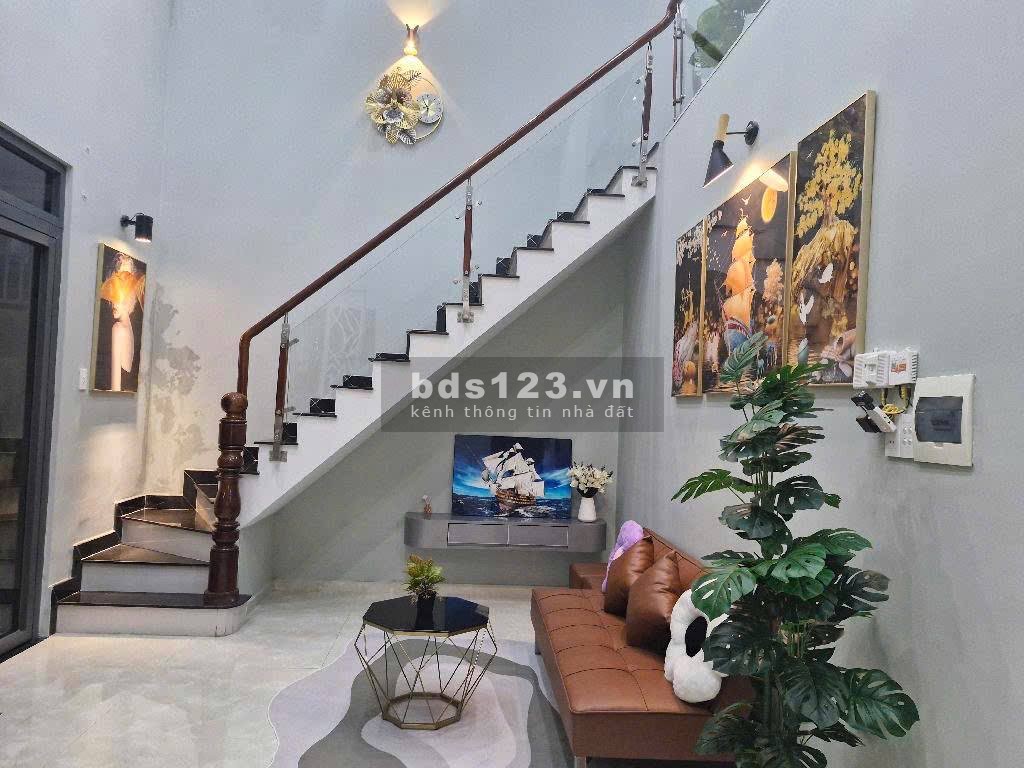Cần bán nhà Đường 160, Tăng Nhơn Phú A, Thủ Đức giá 5.7 Tỷ