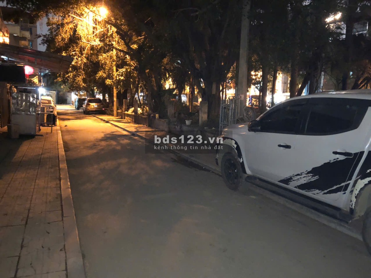 Bán 50,3m2 đất mặt ngõ kinh doanh, ô tô, mt 4.2m chỉ 8.9 tỷ