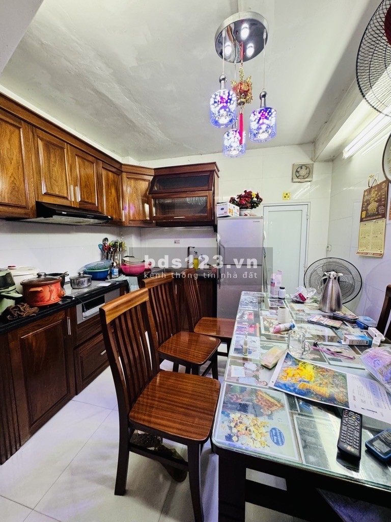Thịnh Hào 1 - Ô tô chạy vòng quanh, cư dân sầm uất như một khu phố - Giá 7.9 tỷ