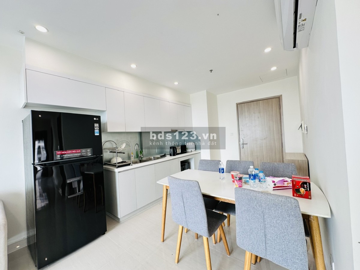 Cho thuê căn hộ 3PN full đồ, view Vin Uni cực đẹp, giá chỉ 10 tr/tháng tại Vinhomes Ocean Park