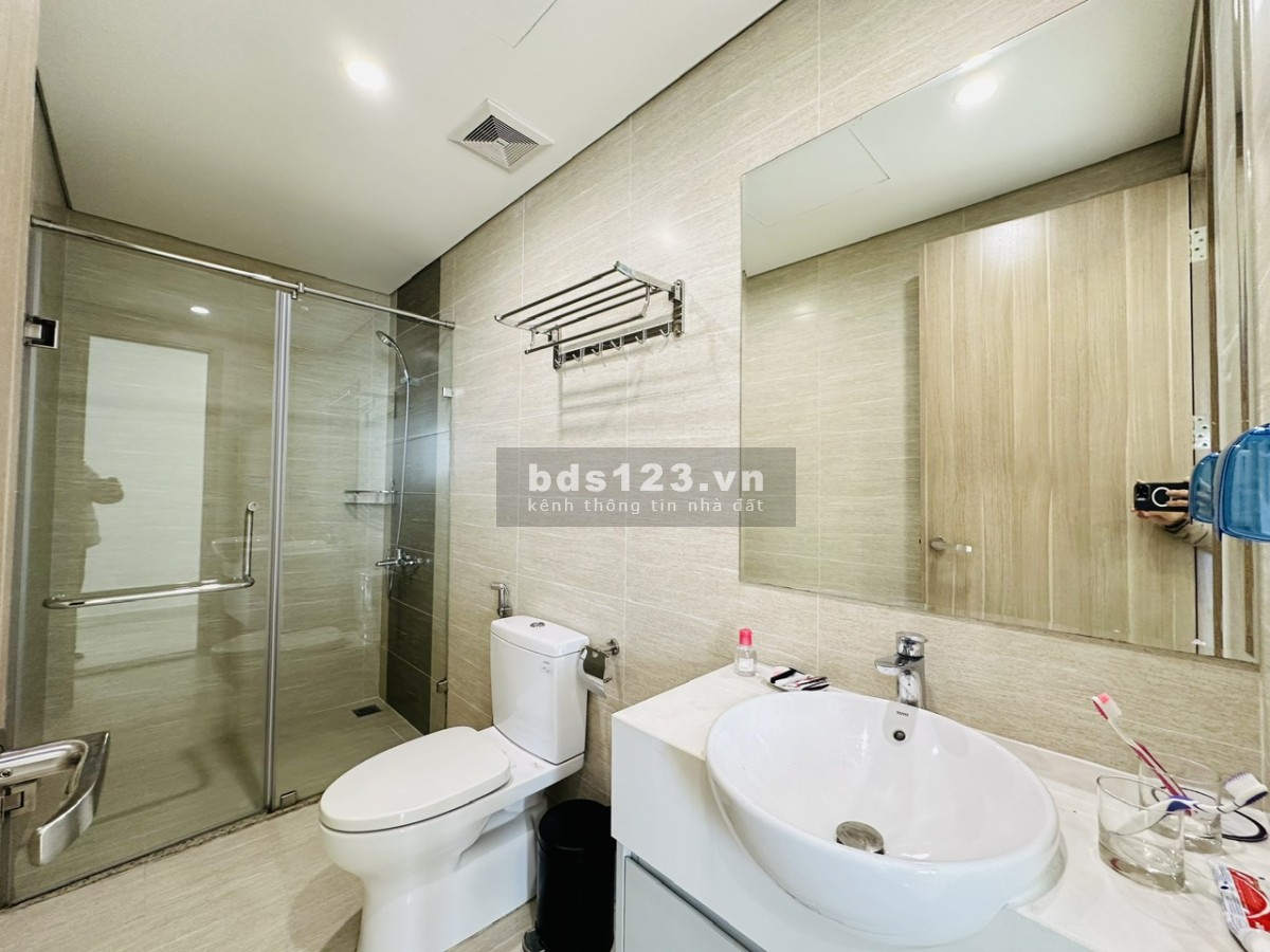 Cho thuê căn hộ 3PN full đồ, view Vin Uni cực đẹp, giá chỉ 10 tr/tháng tại Vinhomes Ocean Park