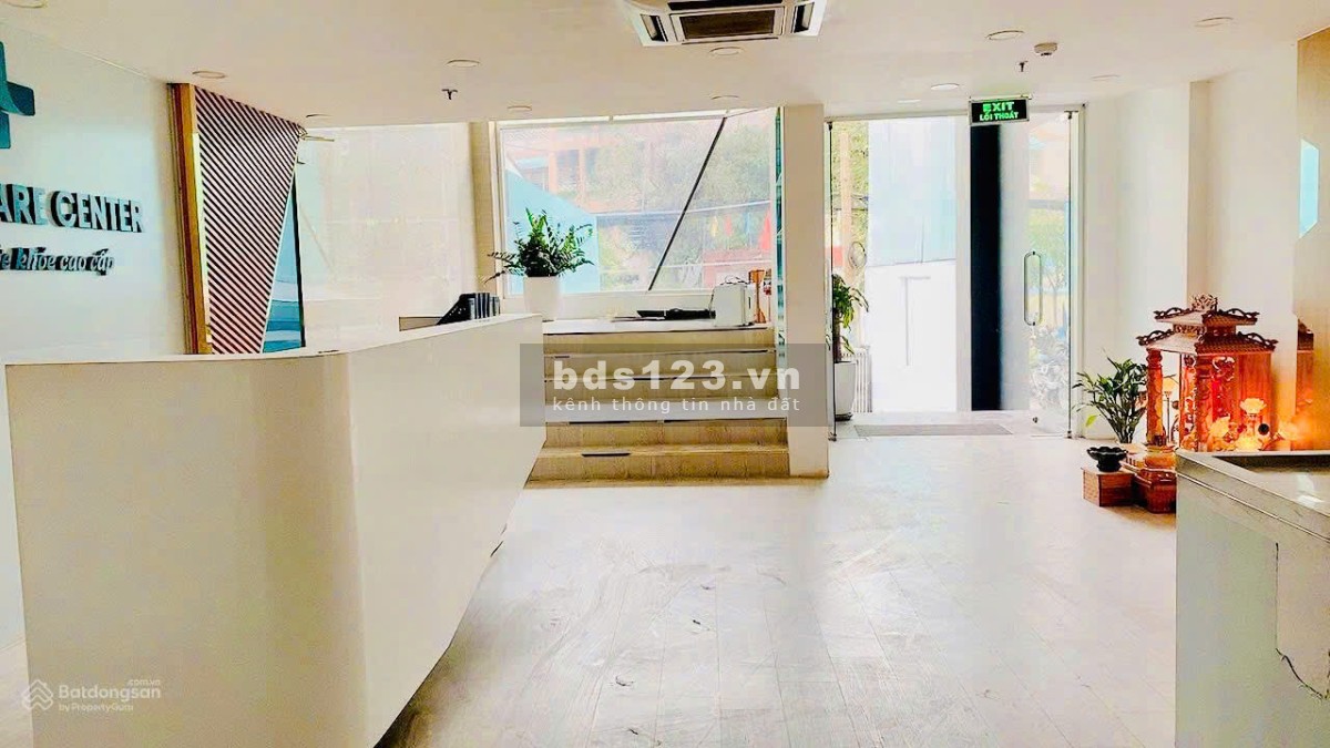 Cho thuê tòa nhà 186-186A Cách Mạnh Tháng 8 DTSD: 780m2 – Trụ sở đẳng cấp ngay trung tâm quận 3 !!!