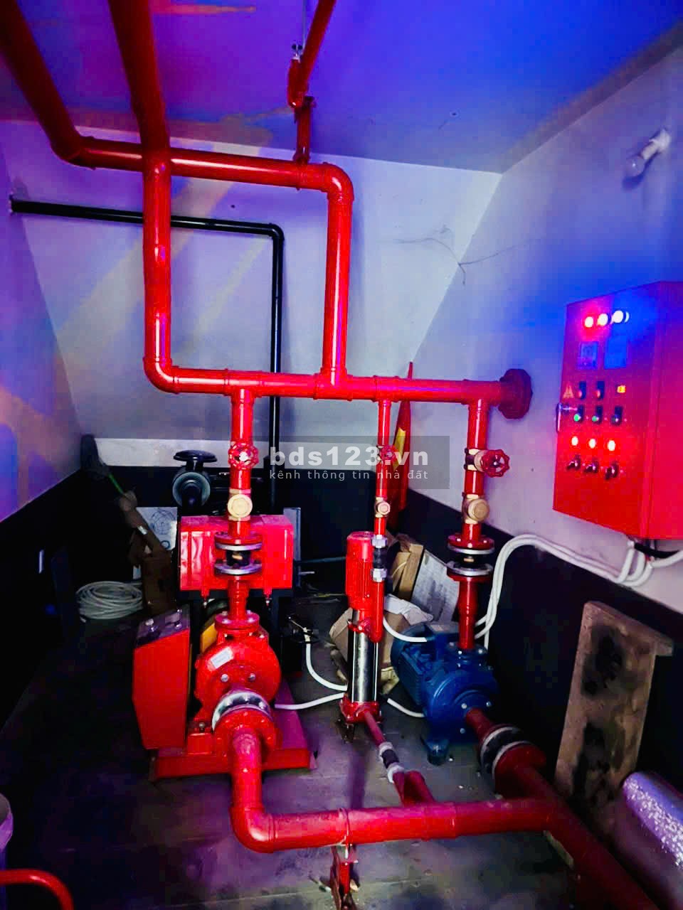 Cho thuê tòa nhà 186-186A Cách Mạnh Tháng 8 DTSD: 780m2 – Trụ sở đẳng cấp ngay trung tâm quận 3 !!!