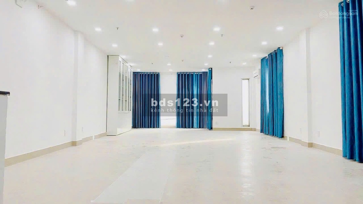 Cho thuê tòa nhà 186-186A Cách Mạnh Tháng 8 DTSD: 780m2 – Trụ sở đẳng cấp ngay trung tâm quận 3 !!!
