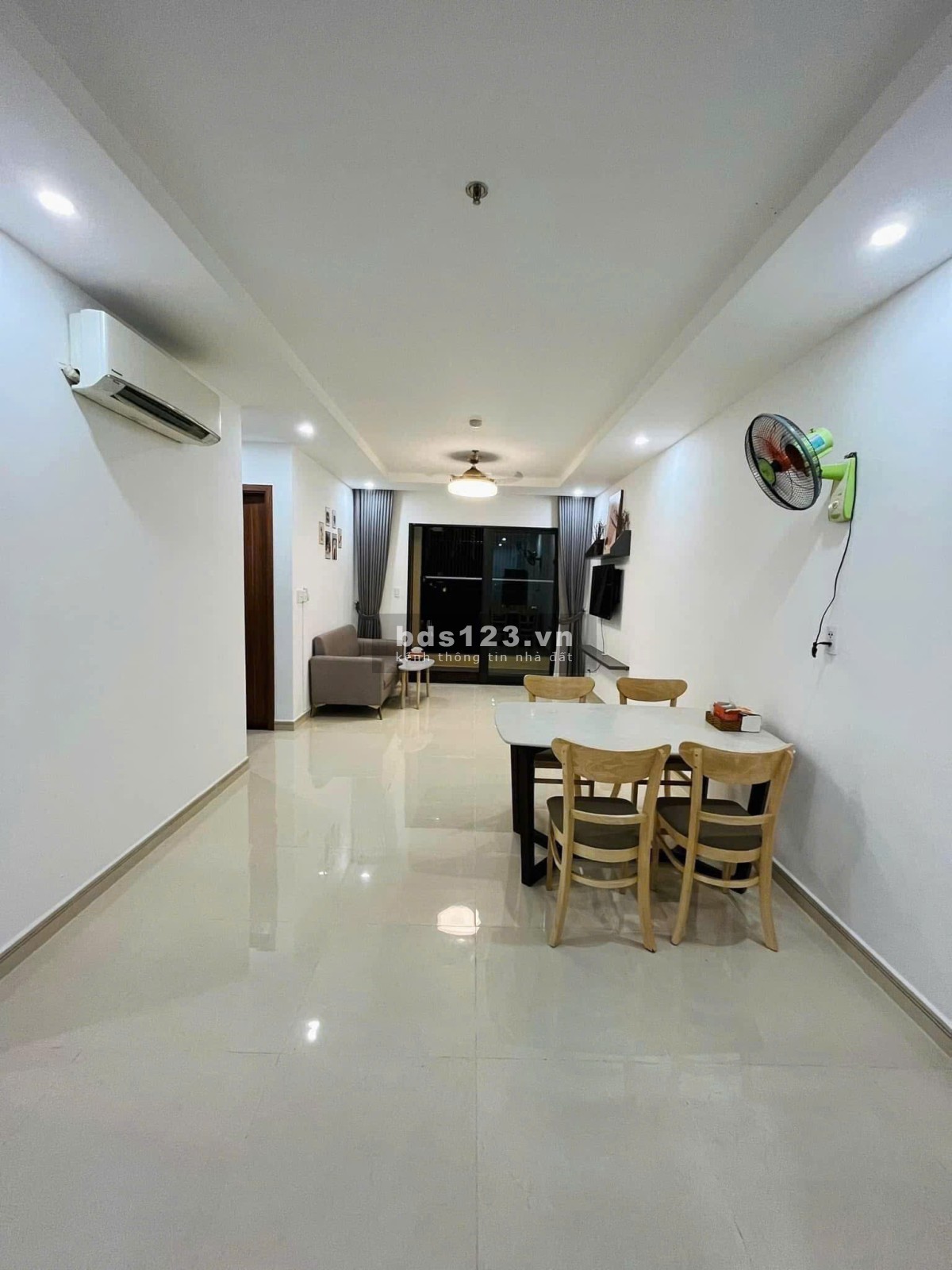 Chung cư Bàu cát, p10, Tân BÌnh: 2p ngủ, 2wc, 75m2, 11tr/th.