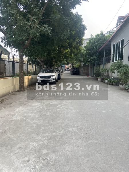 Bán nhà Ngọc Thụy, ô tô ngủ trong nhà, chỉ chạm 4 tỷ