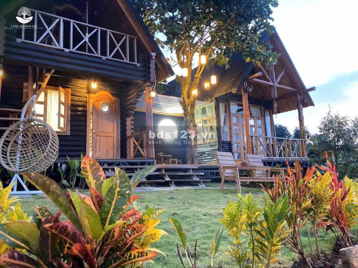 Bất động sản nghỉ dưỡng 1000M2 có suối tự nhiên vây quanh