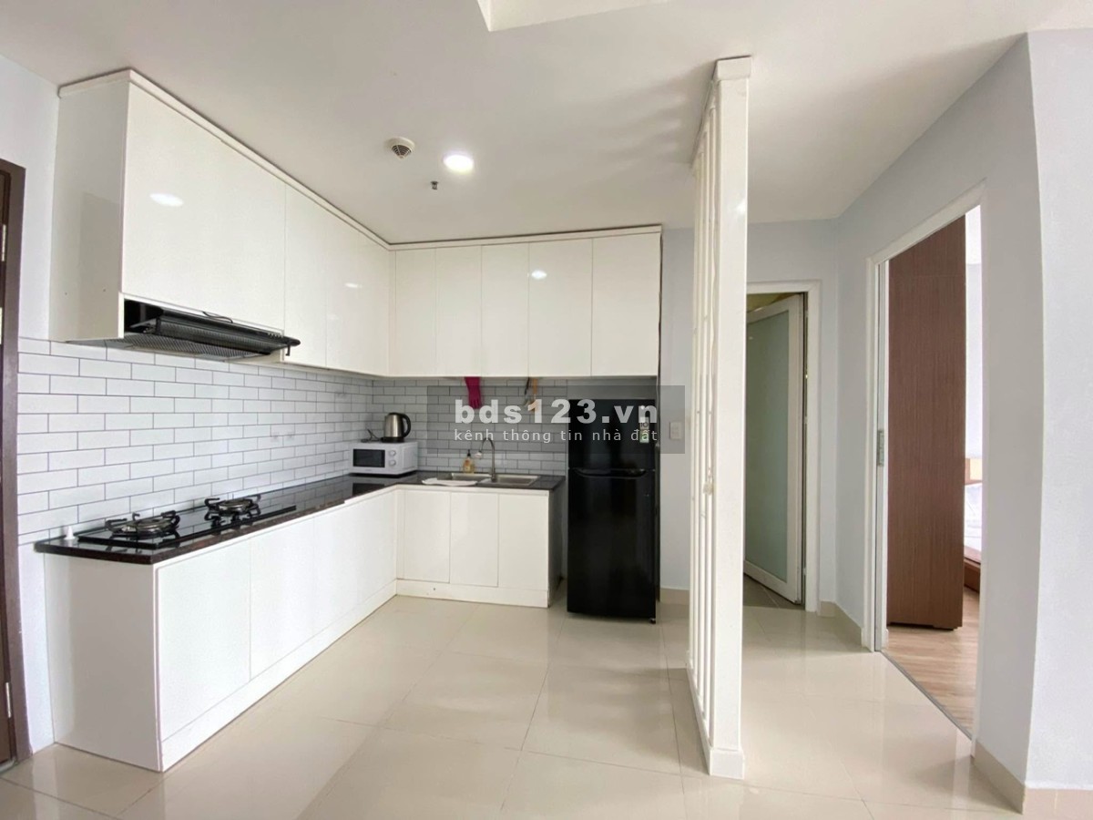 Chung cư Screc, Trường Sa, P12, Q3: 2p ngủ rộng, mới, nội thất, 14tr/th