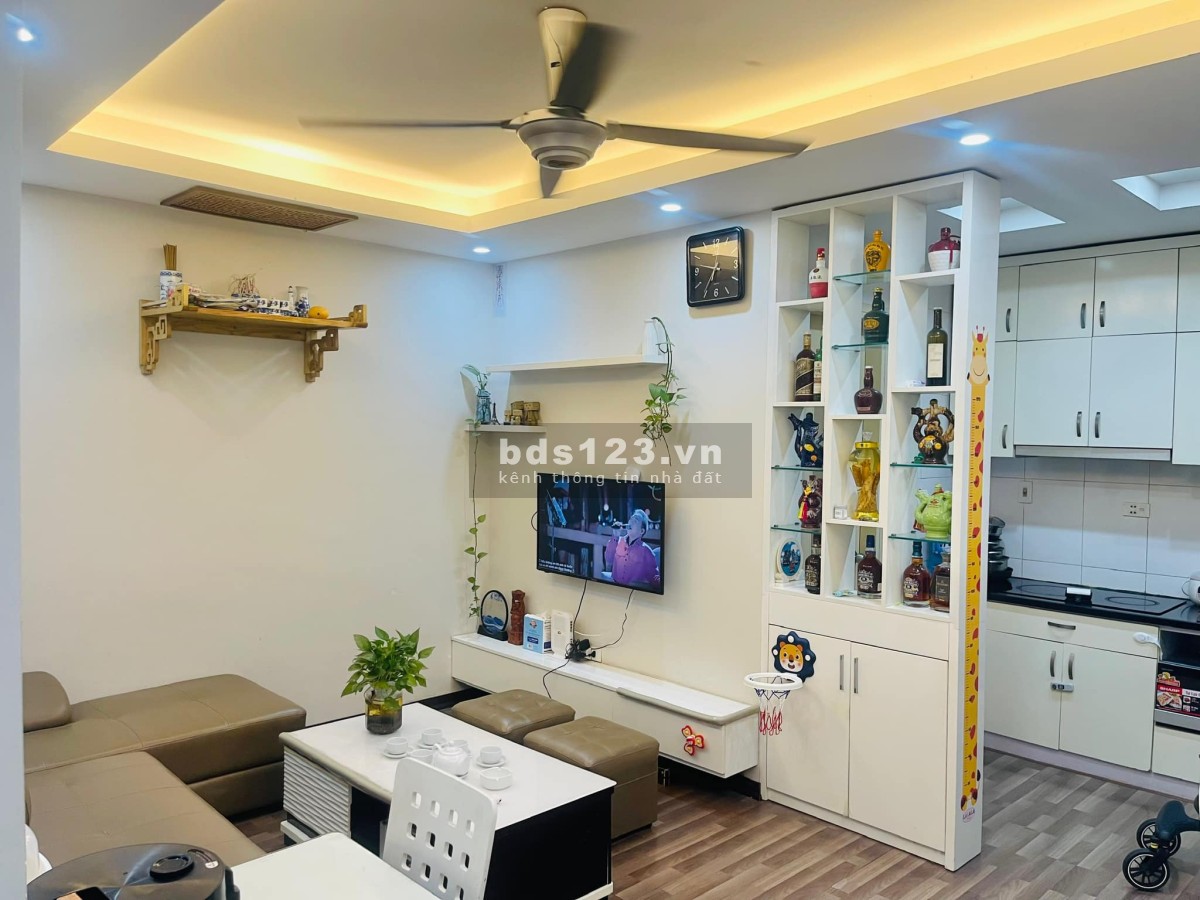 Bán căn hộ CC HH1 Linh Đàm, 72m² 2PN, 2WC giá 2.5x tỷ, view đẹp, uy tín, Hoàng Mai, Hà Nội.