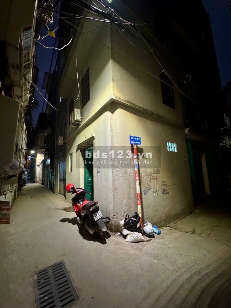 Bán nhà 4 tầng Cổ Nhuế, Bắc Từ Liêm - Ngõ rộng, lô góc, giá hơn 3 tỷ