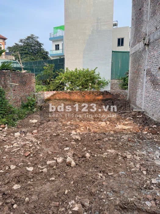 Bán đất Bắc Từ Liêm – Ô tô đỗ cổng, giá chỉ mấy chục triệu/m²