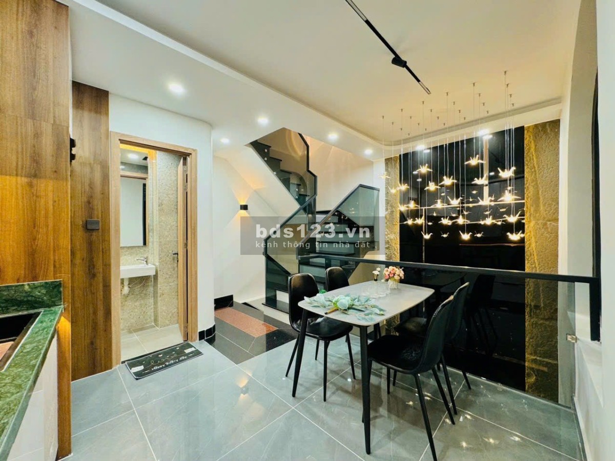 Siêu phẩm góc 2 mặt hẻm ô tô, khu Phan Xích Long, Phú Nhuận - Full nội thất, 38.7m²