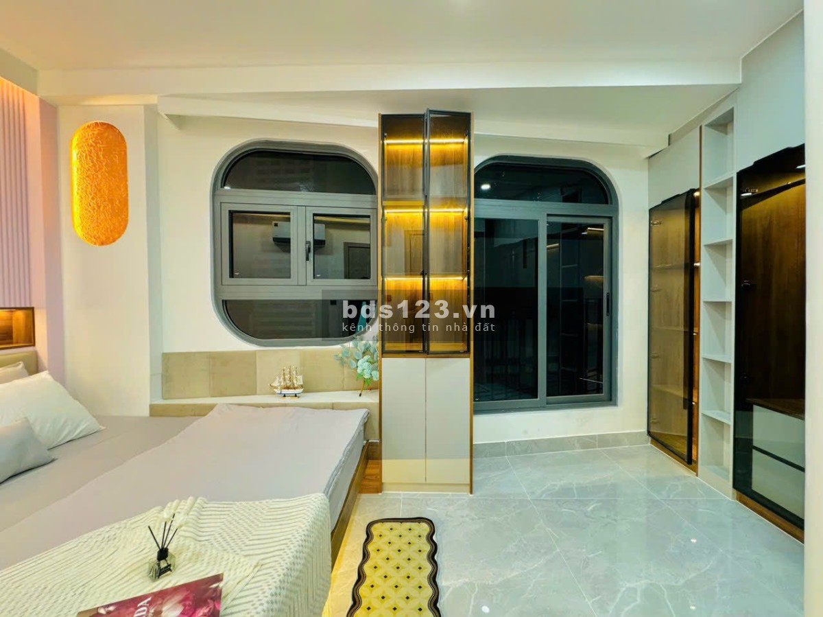 Siêu phẩm góc 2 mặt hẻm ô tô, khu Phan Xích Long, Phú Nhuận - Full nội thất, 38.7m²