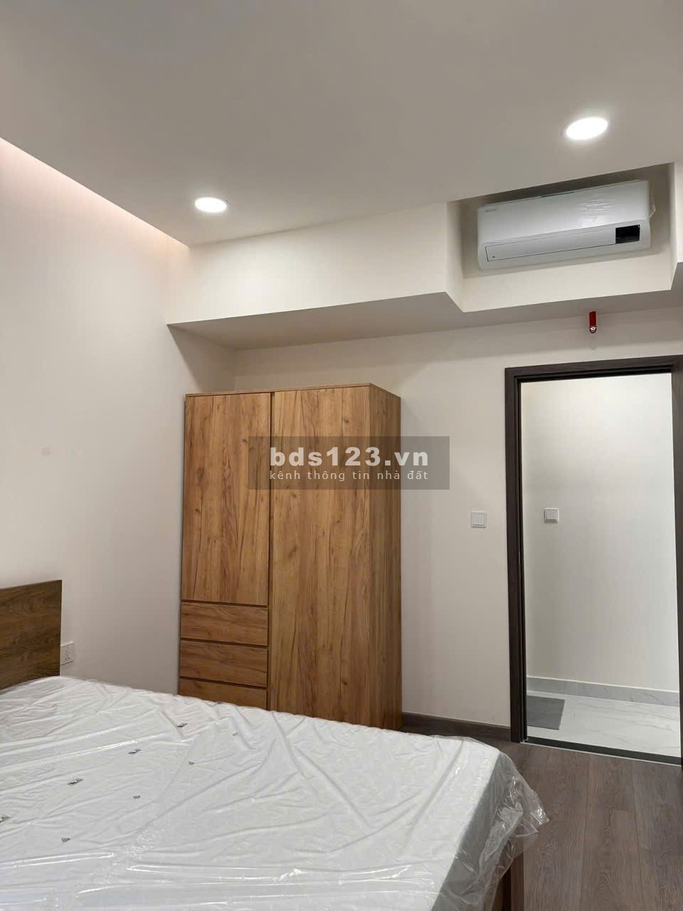 chung cư Phúc Yên, Phan Huy ích, TB: 95m2, 2pn, 2wc, 11tr, đầy đủ nt