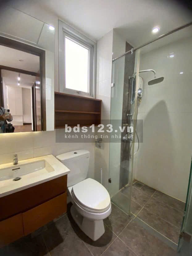 Chung cư Kingston, Hoàng Văn Thụ, PN: 21tr/th, 145m2, 3pn, 2wc, ban công