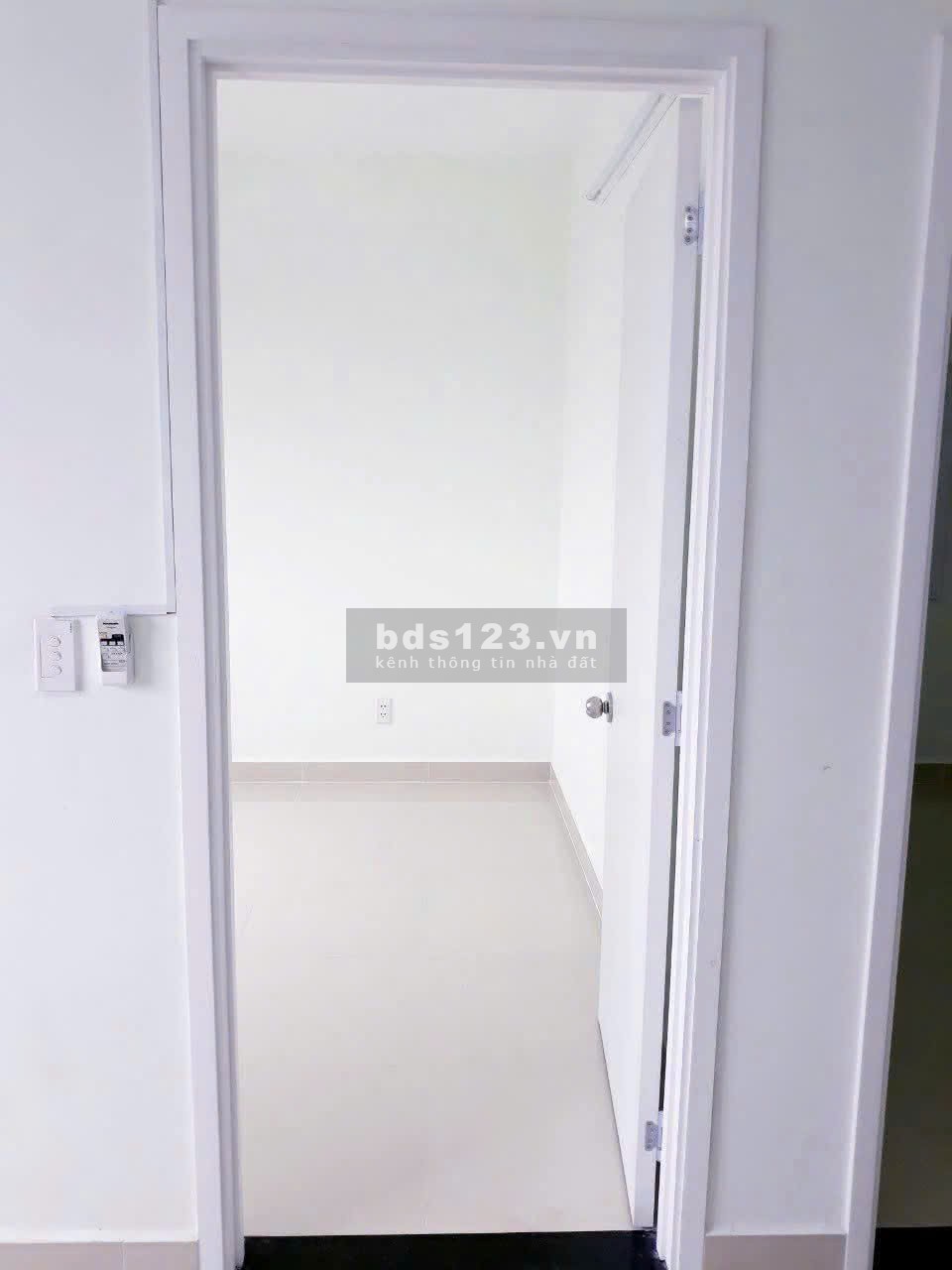 Chung Cư Nguyễn Phúc Nguyên, P10, Quận 3: Rộng 81m2, 2p ngủ, 13tr