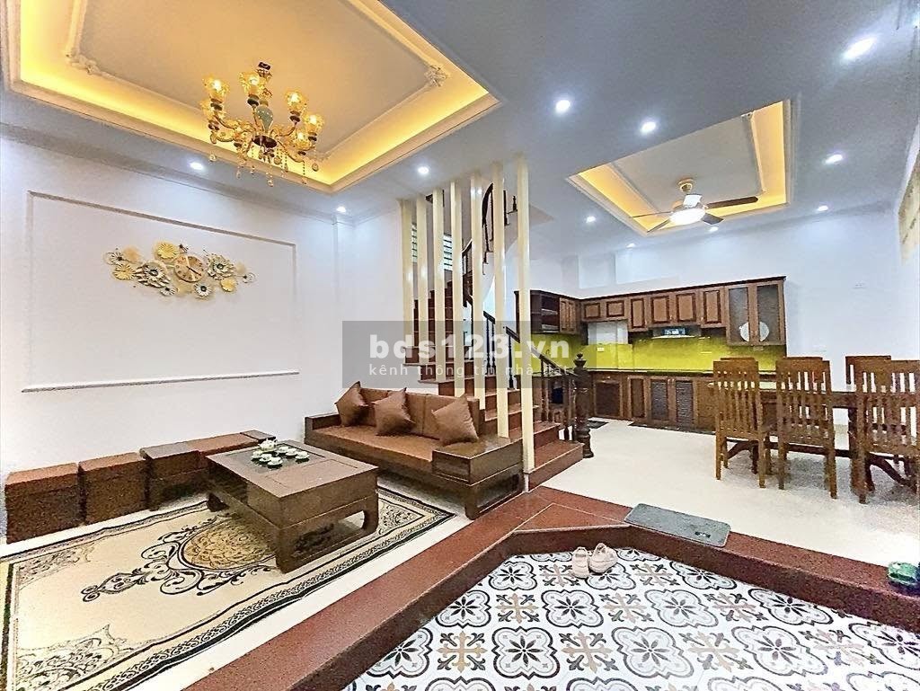 Hiếm, Vạn Phúc 43m² - 4 tầng - Hàng xóm Louis - Vị trí đỉnh, ô tô đỗ cửa, kinh doanh tốt - 9 tỷ 6