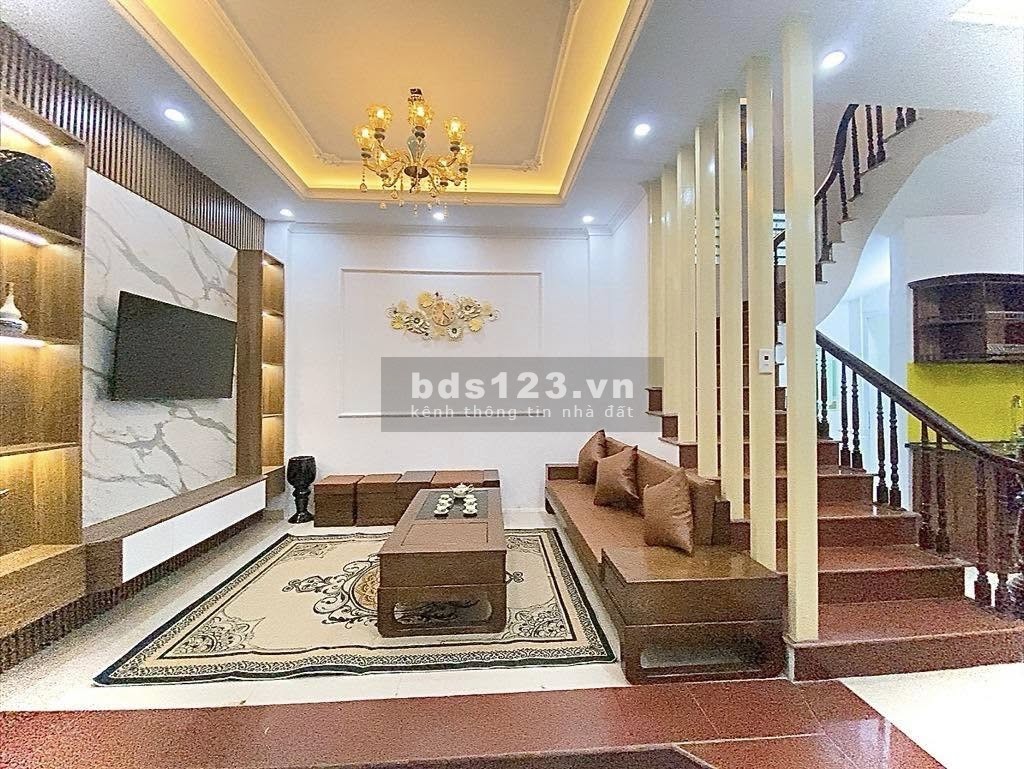 Hiếm, Vạn Phúc 43m² - 4 tầng - Hàng xóm Louis - Vị trí đỉnh, ô tô đỗ cửa, kinh doanh tốt - 9 tỷ 6