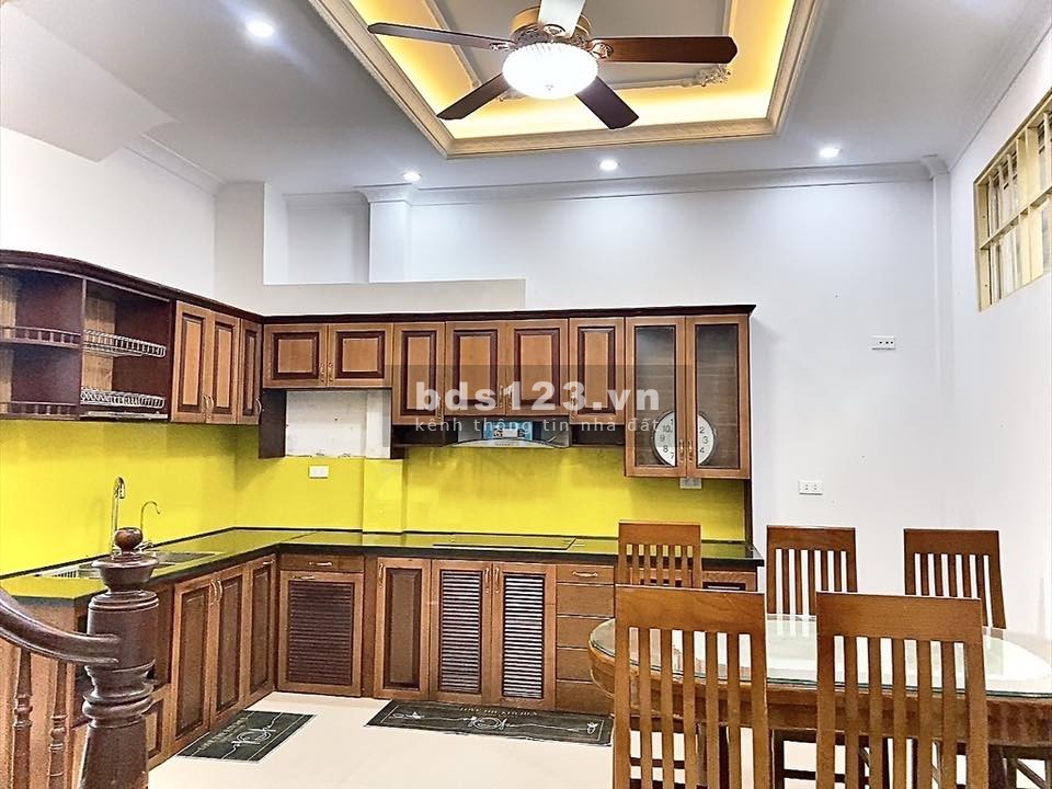 Hiếm, Vạn Phúc 43m² - 4 tầng - Hàng xóm Louis - Vị trí đỉnh, ô tô đỗ cửa, kinh doanh tốt - 9 tỷ 6